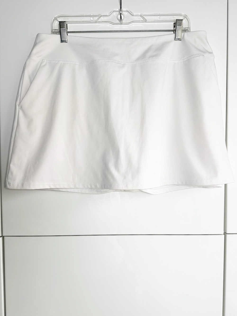 Tommy Bahama Golf Skirt White Size XL Undershorts Pockets